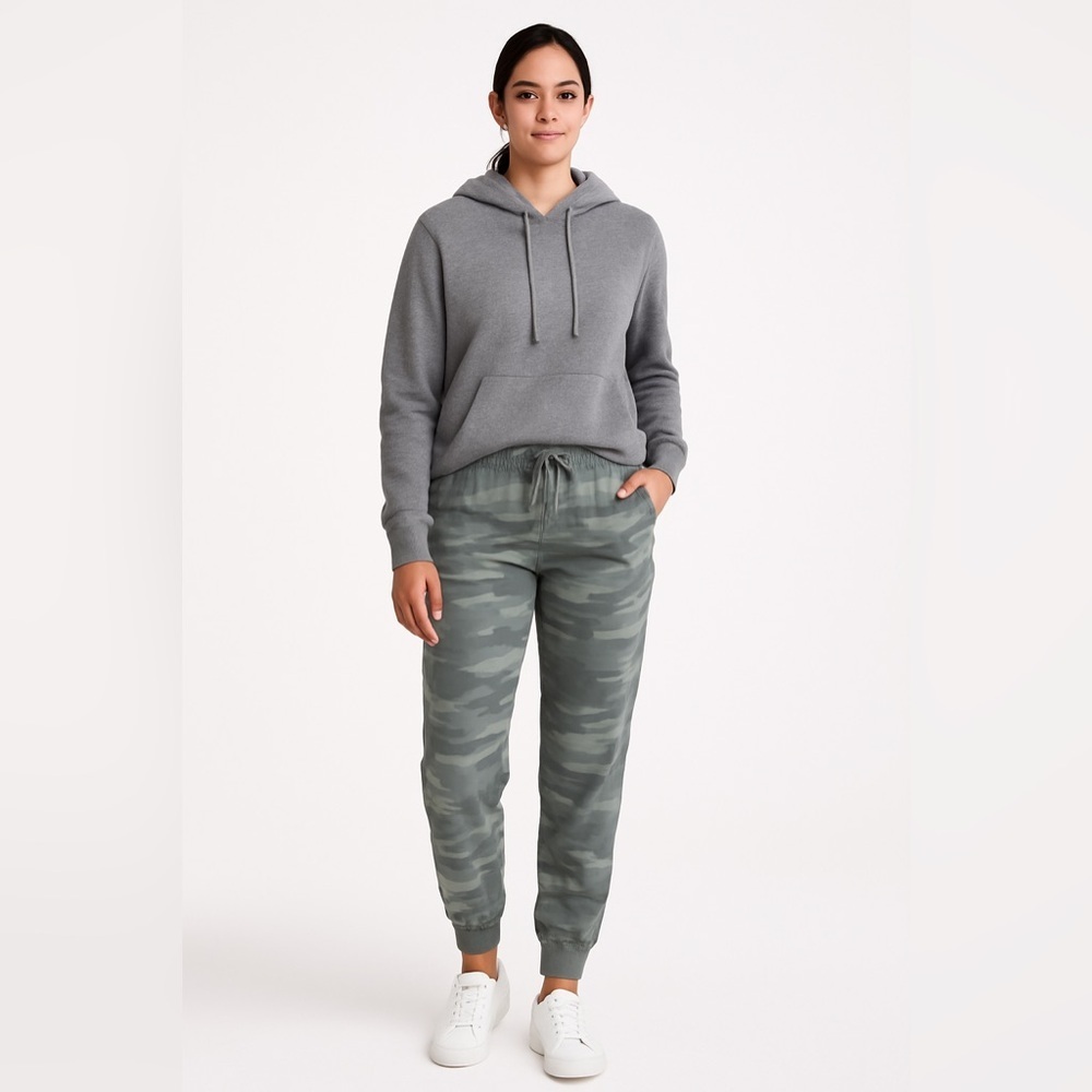 Splendid Camo Jogger Pants Women’s Medium